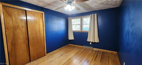 253 Oregon Avenue Louisville OH 44641