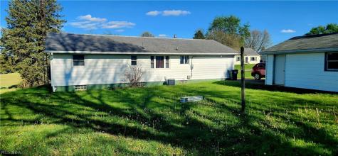 253 Oregon Avenue Louisville OH 44641