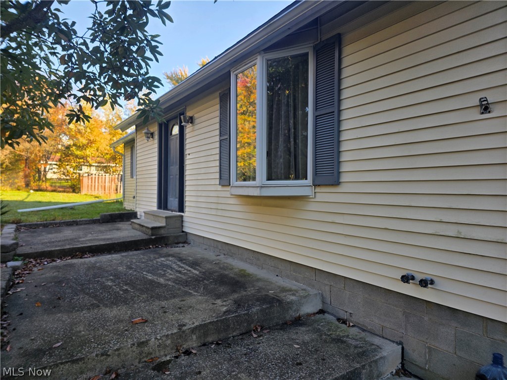2400 Anna Street NW Warren OH 44481