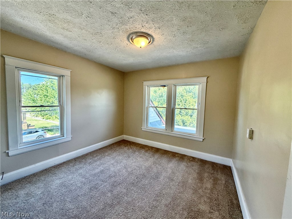 940 Katherine Avenue Youngstown OH 44505
