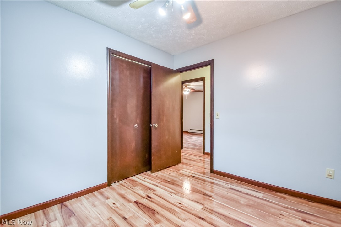 6487 Shaffer Road NW Warren OH 44481
