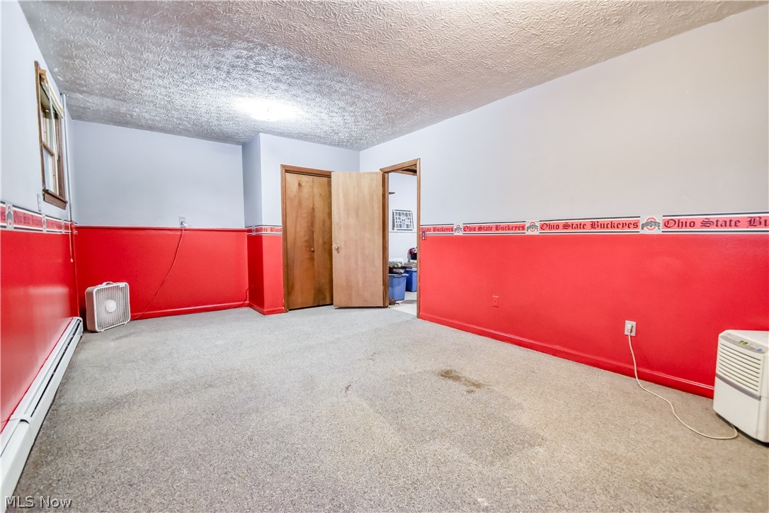 6487 Shaffer Road NW Warren OH 44481