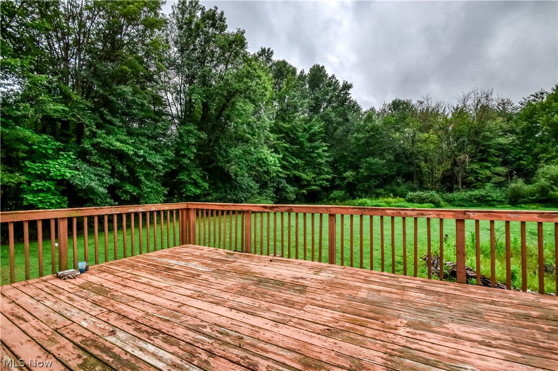 6487 Shaffer Road NW Warren OH 44481