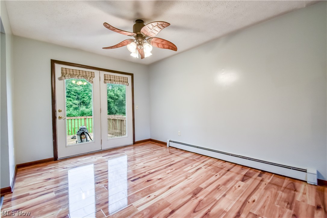 6487 Shaffer Road NW Warren OH 44481