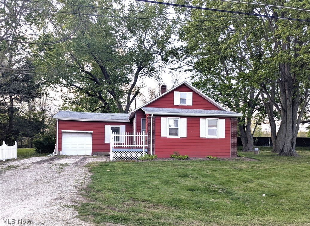 4047 John Street Atwater OH 44201