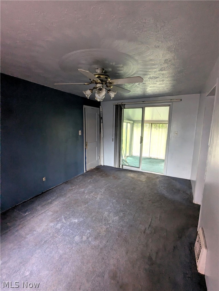 4047 John Street Atwater OH 44201
