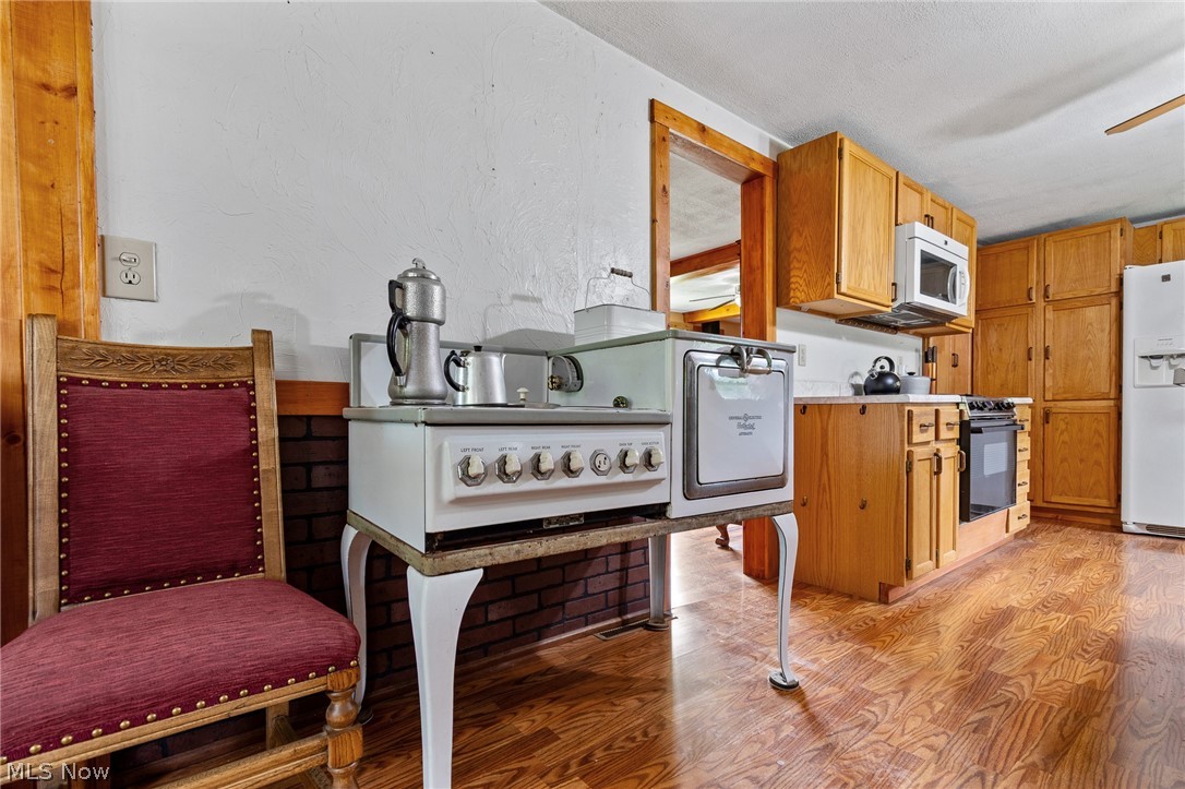 6737 Maplehurst Avenue SE East Sparta OH 44626