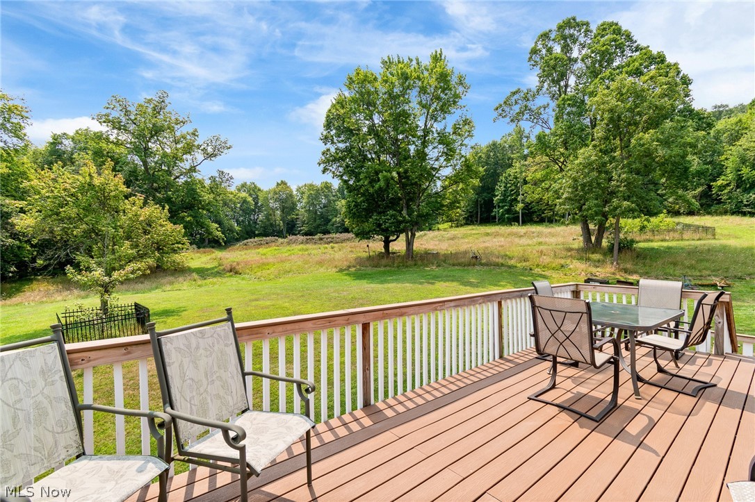 6737 Maplehurst Avenue SE East Sparta OH 44626