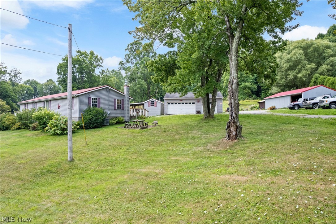 6737 Maplehurst Avenue SE East Sparta OH 44626