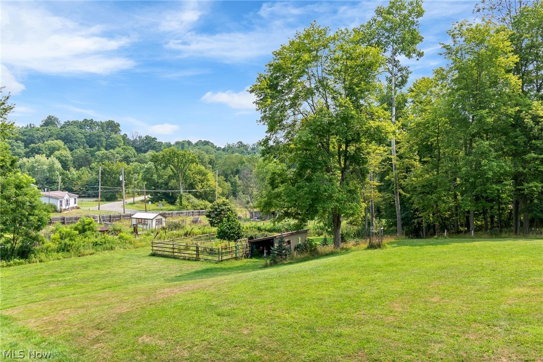 6737 Maplehurst Avenue SE East Sparta OH 44626