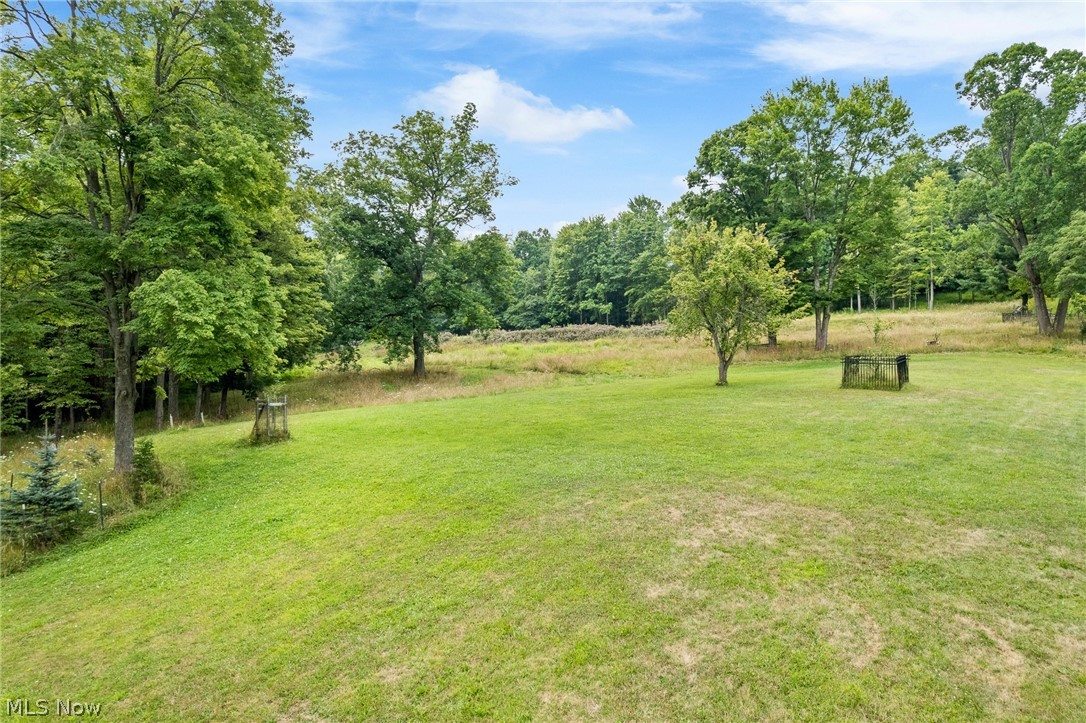 6737 Maplehurst Avenue SE East Sparta OH 44626