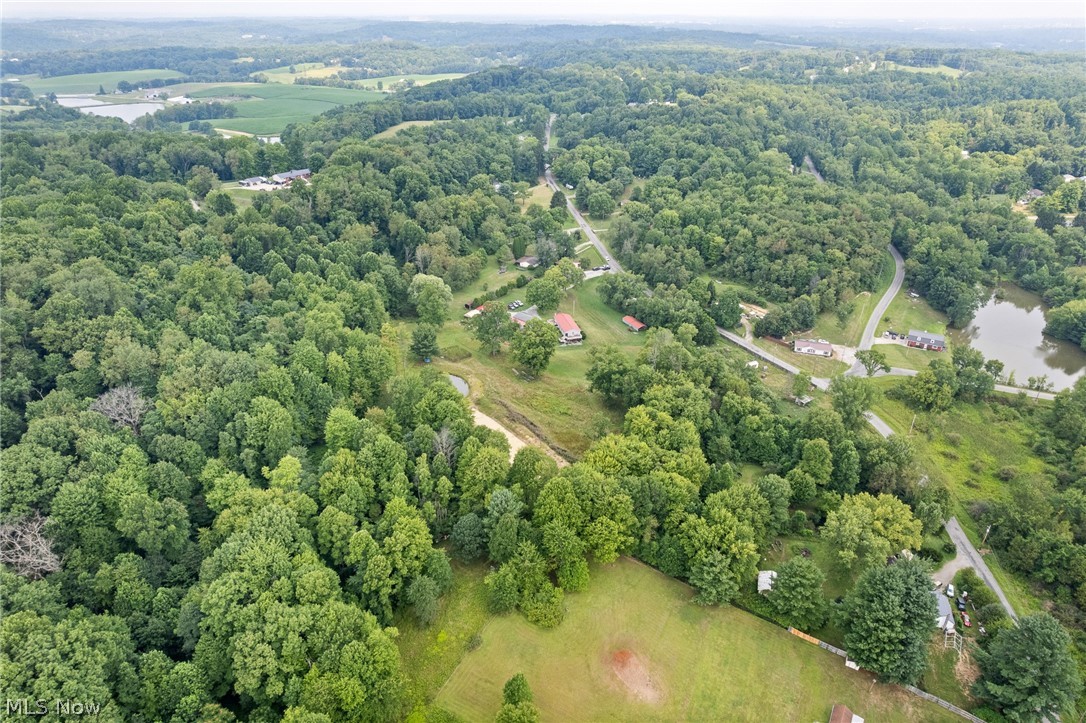 6737 Maplehurst Avenue SE East Sparta OH 44626
