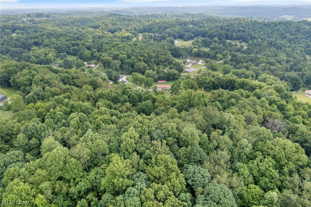 6737 Maplehurst Avenue SE East Sparta OH 44626