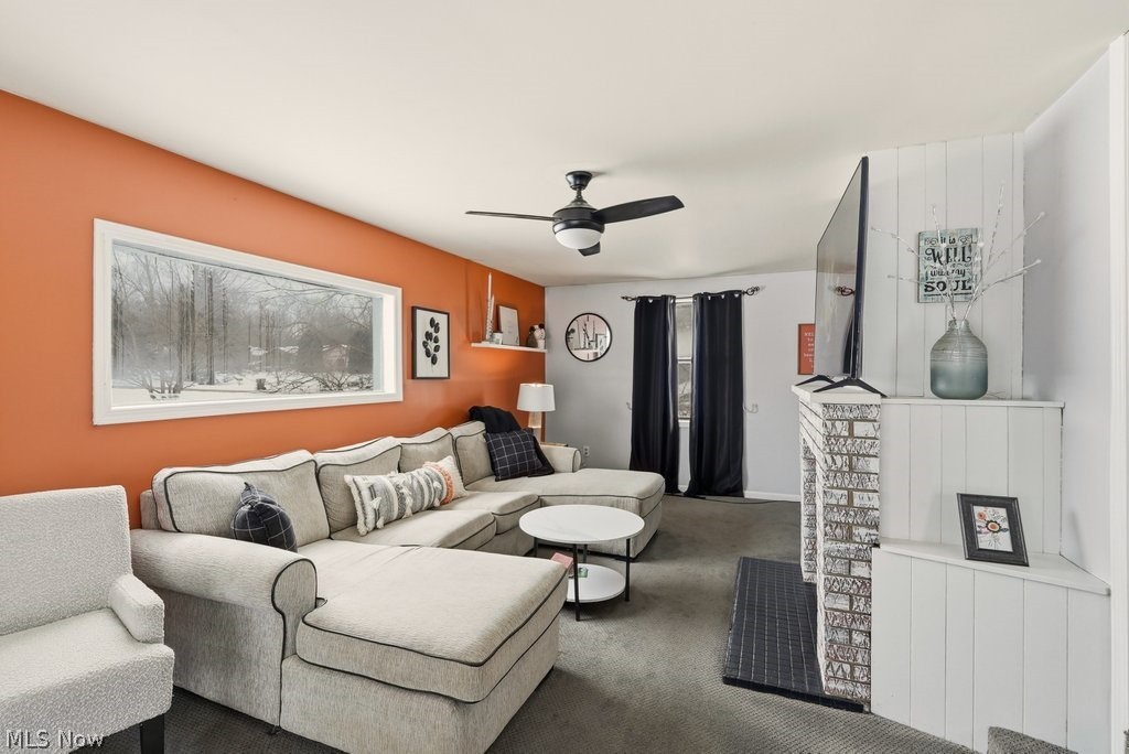 2190 Waterbury Drive Uniontown OH 44685