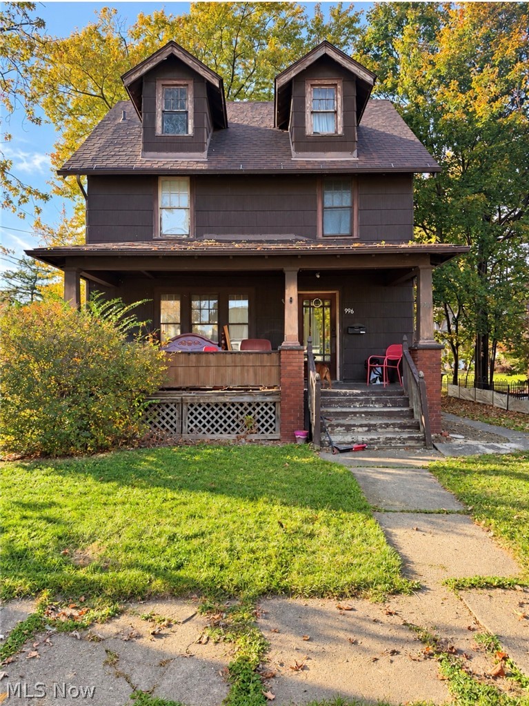 996 Hazelwood Avenue SE Warren OH 44484
