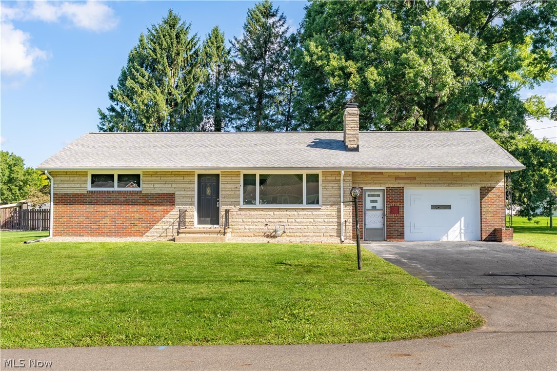 114 Keeferview Street NW Navarre OH 44662