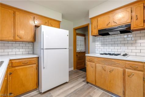 114 Keeferview Street NW Navarre OH 44662
