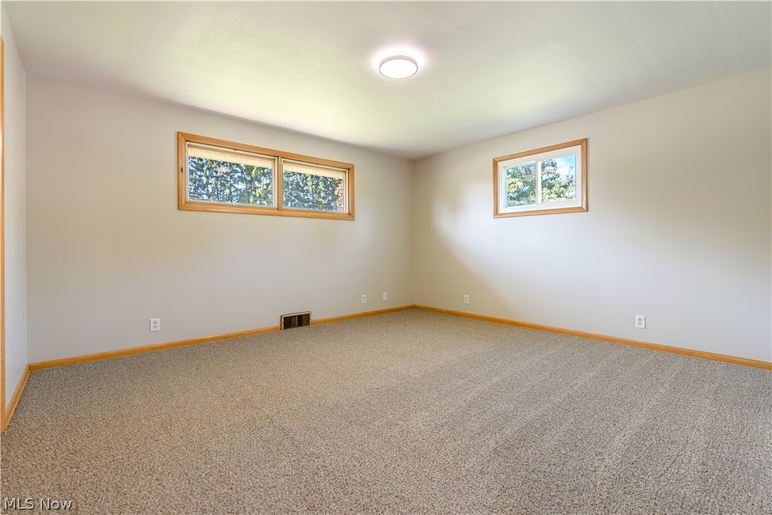 114 Keeferview Street NW Navarre OH 44662