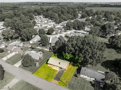 114 Keeferview Street NW Navarre OH 44662