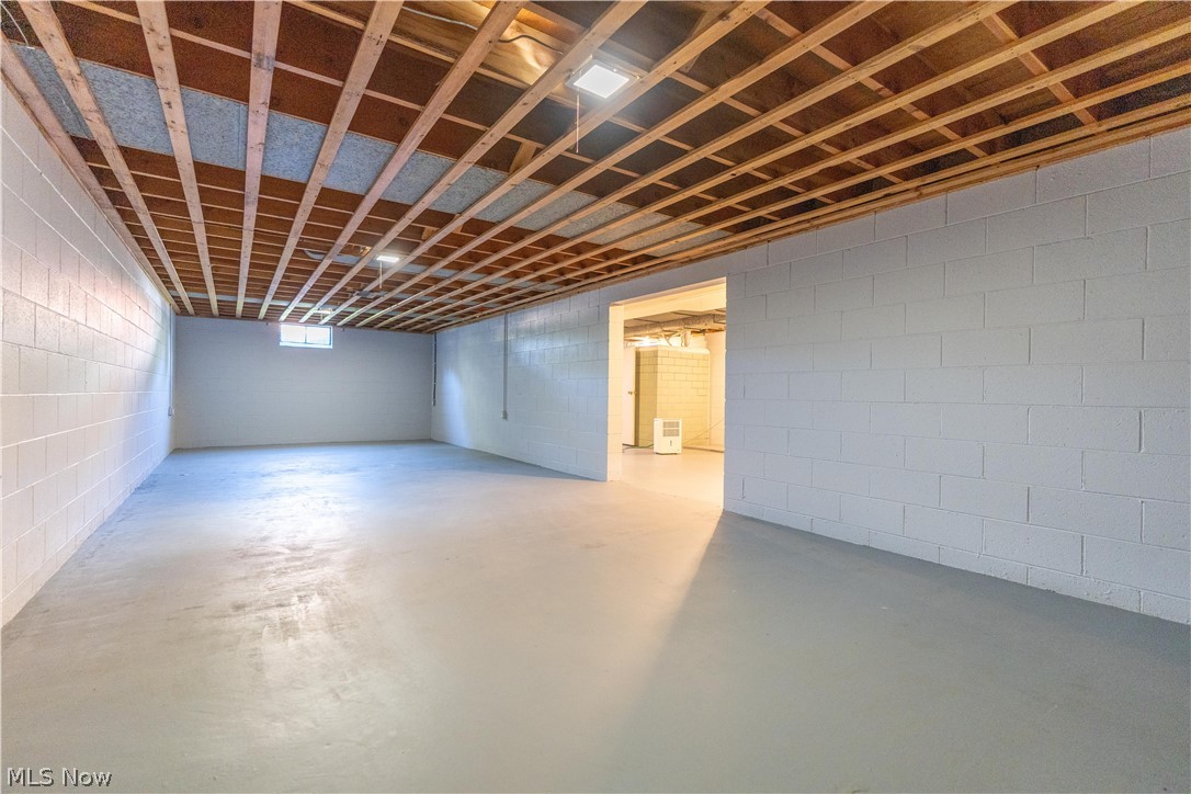 114 Keeferview Street NW Navarre OH 44662