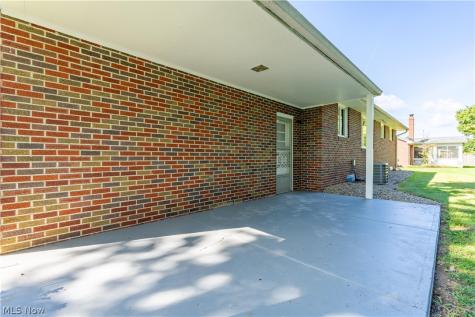114 Keeferview Street NW Navarre OH 44662