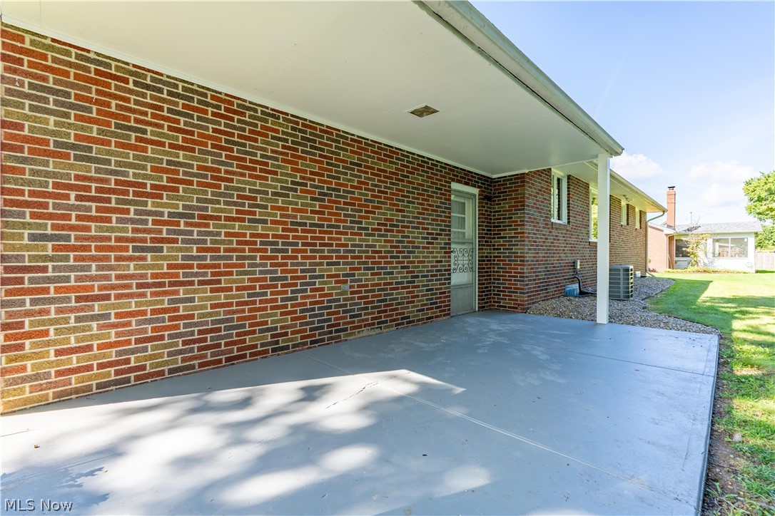 114 Keeferview Street NW Navarre OH 44662