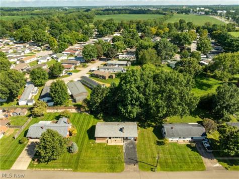 114 Keeferview Street NW Navarre OH 44662