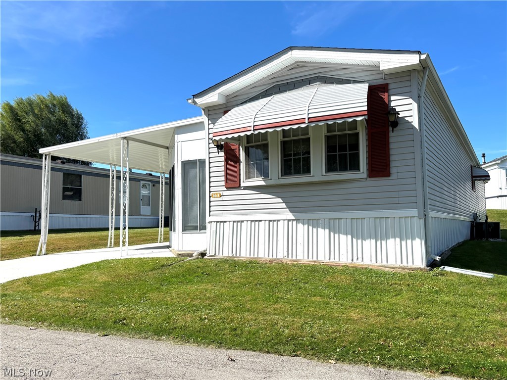 12921 Springfield Road New Springfield OH 44443
