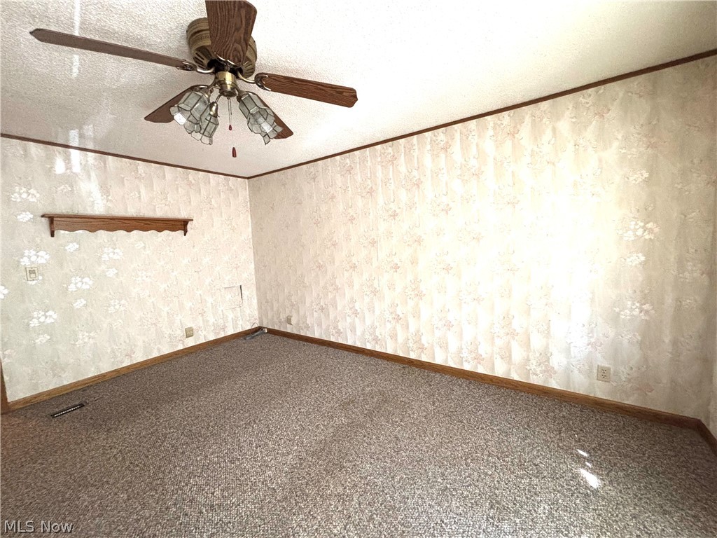 12921 Springfield Road New Springfield OH 44443