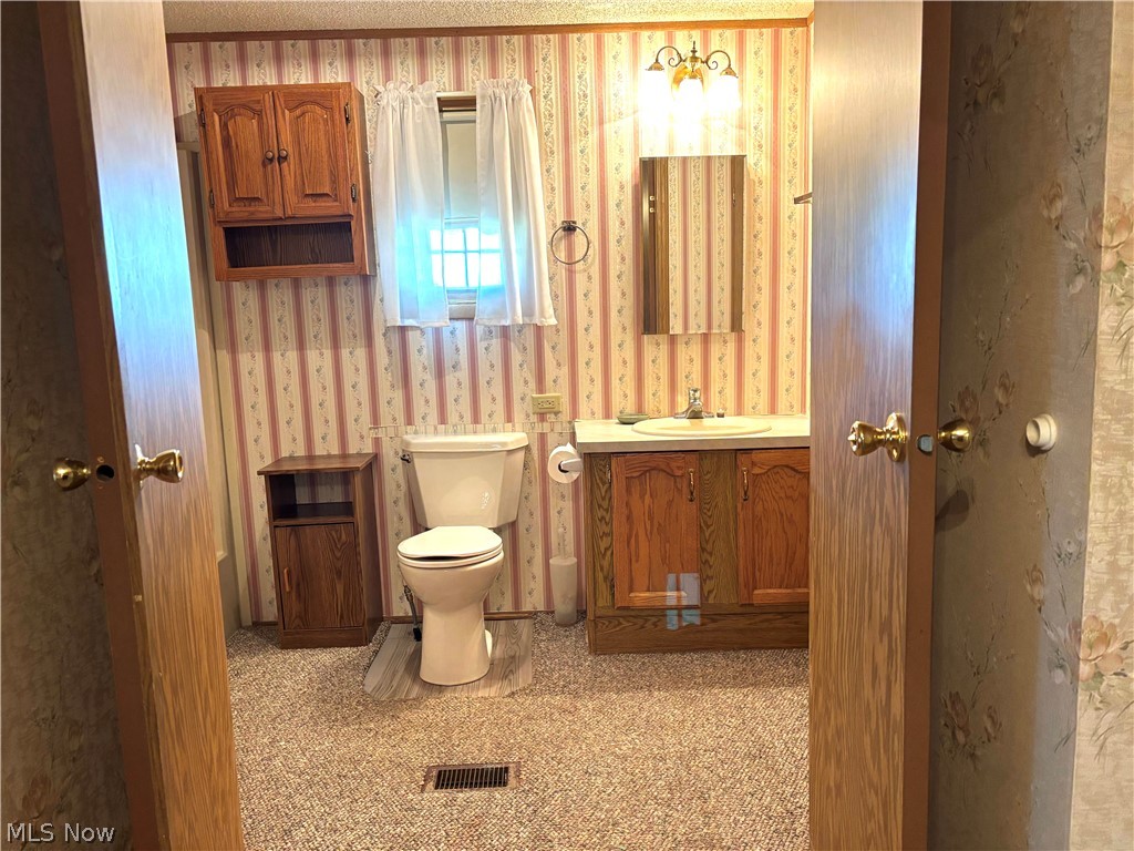 12921 Springfield Road New Springfield OH 44443