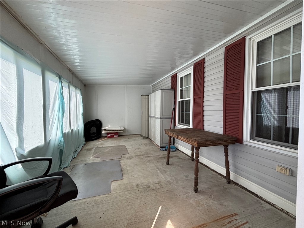 12921 Springfield Road New Springfield OH 44443