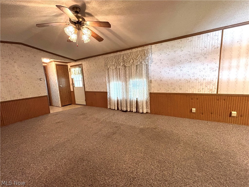 12921 Springfield Road New Springfield OH 44443