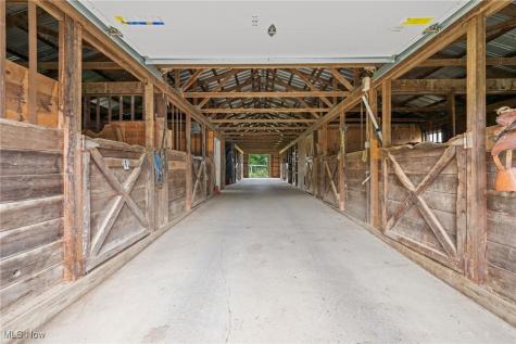 939 State Route 303 Streetsboro OH 44241