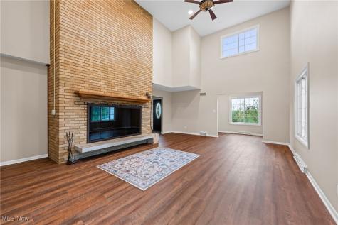 939 State Route 303 Streetsboro OH 44241