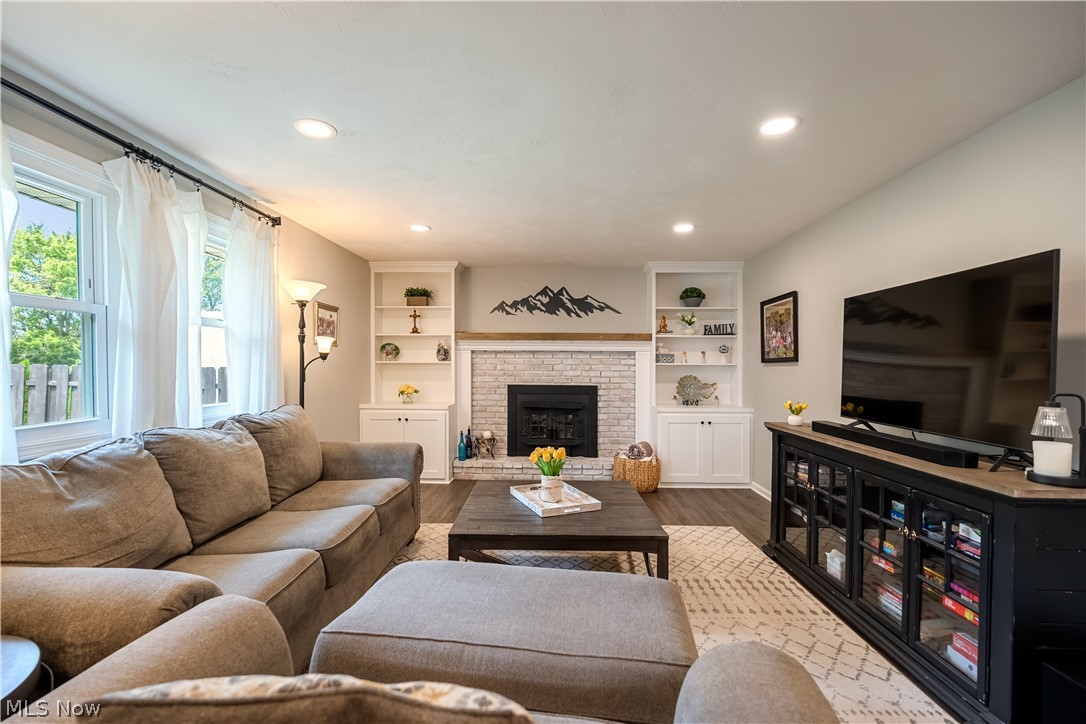 7593 Panther Avenue NE Canton OH 44721