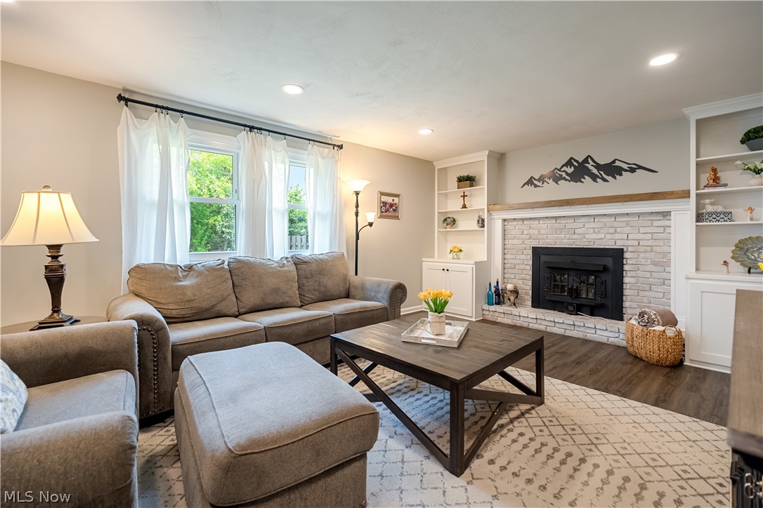 7593 Panther Avenue NE Canton OH 44721
