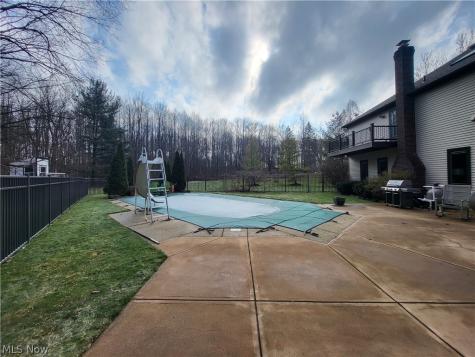 1882 Meadow Drive Hinckley OH 44233