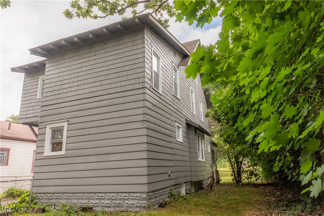 320 Wildwood Avenue Akron OH 44320