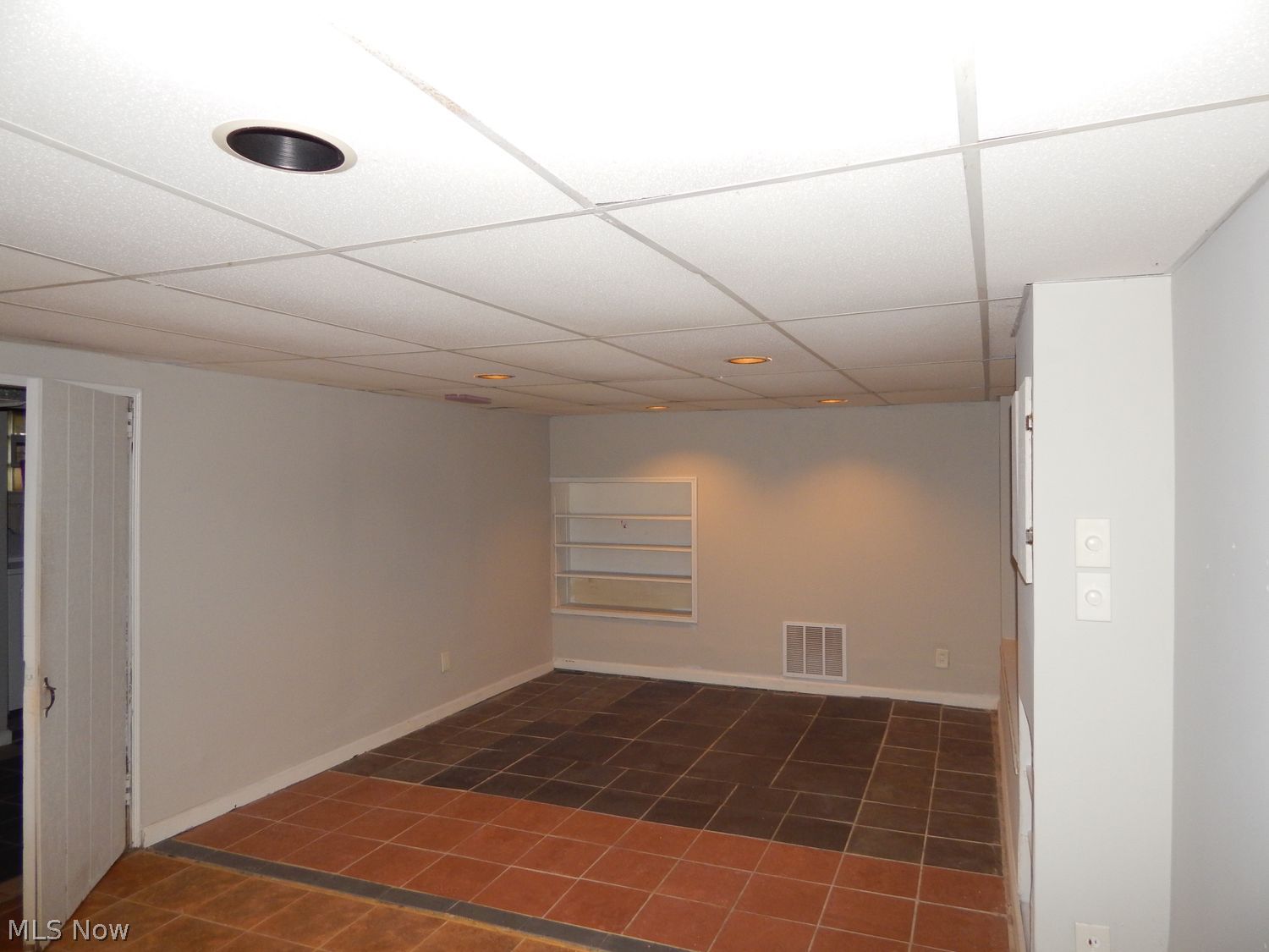 20330 S Lake Shore Boulevard Euclid OH 44123