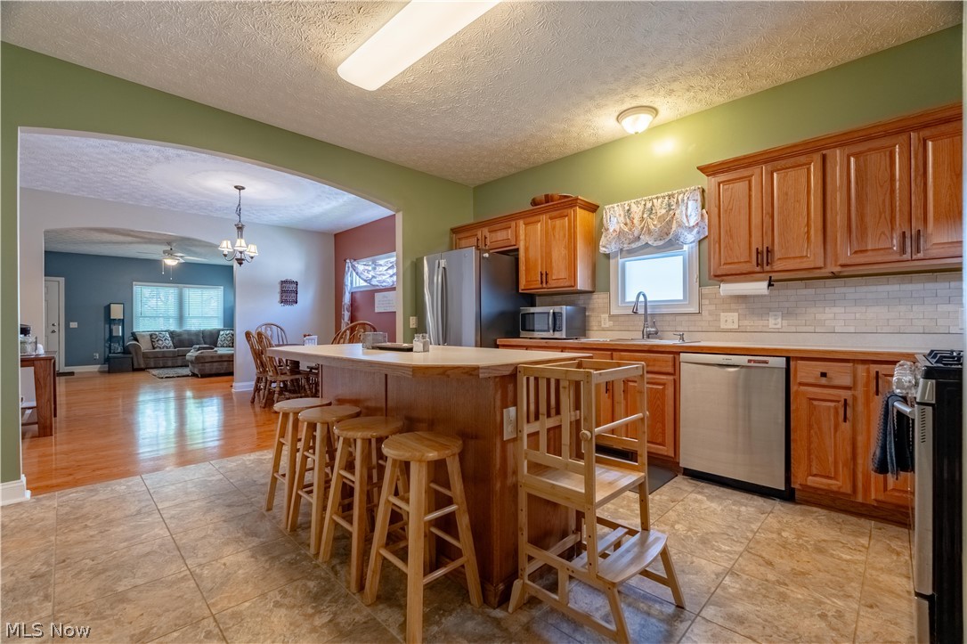 5263 Frederick Street Barberton OH 44203