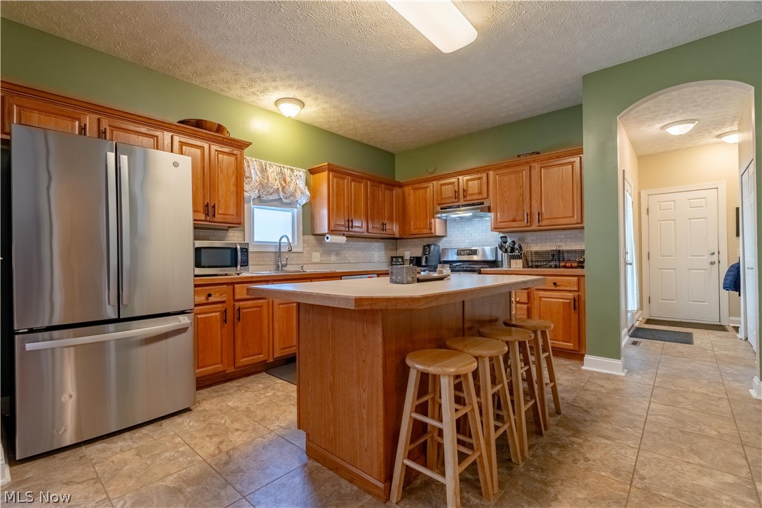 5263 Frederick Street Barberton OH 44203