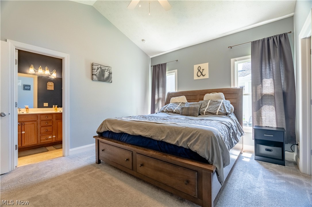 5263 Frederick Street Barberton OH 44203
