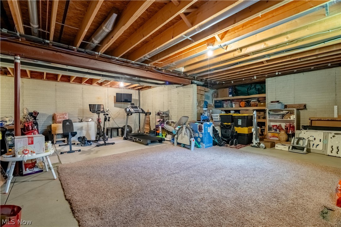 5263 Frederick Street Barberton OH 44203
