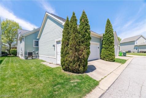 5263 Frederick Street Barberton OH 44203
