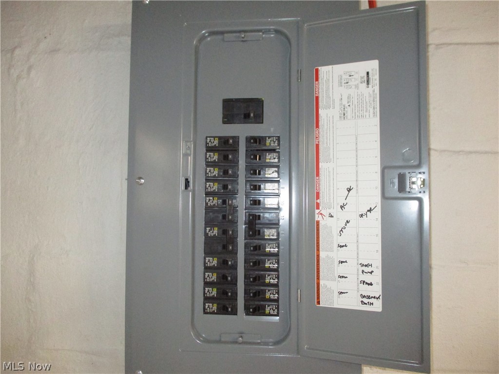 256 Sues Court Akron OH 44311