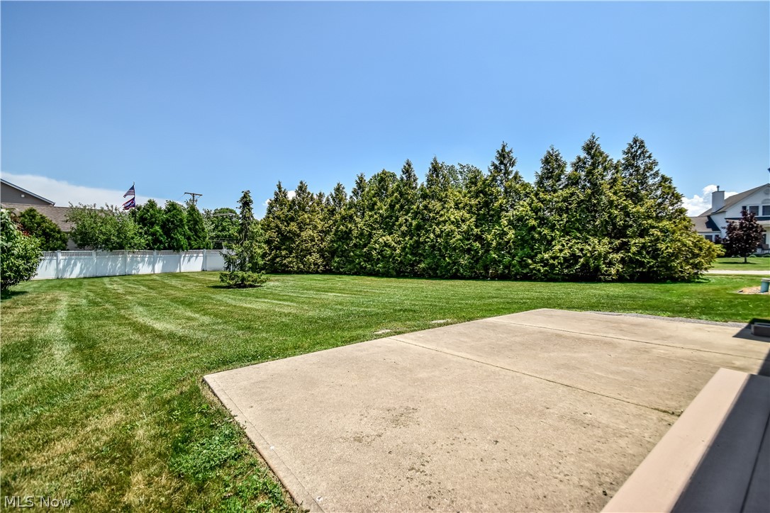 128 Stacey Court Madison OH 44057