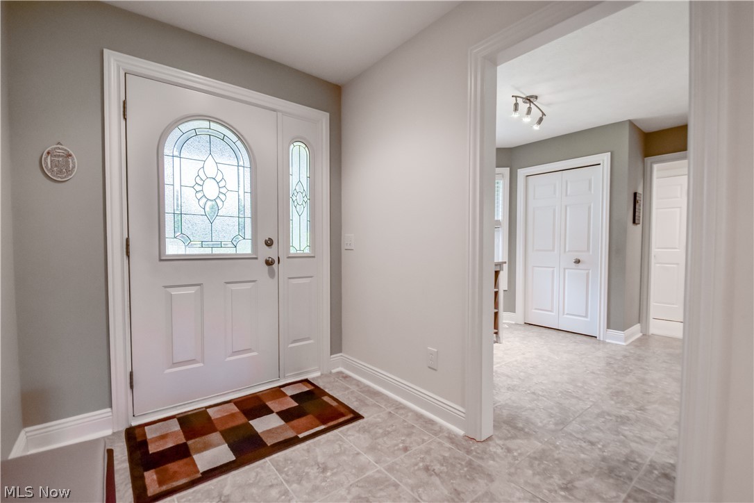 128 Stacey Court Madison OH 44057