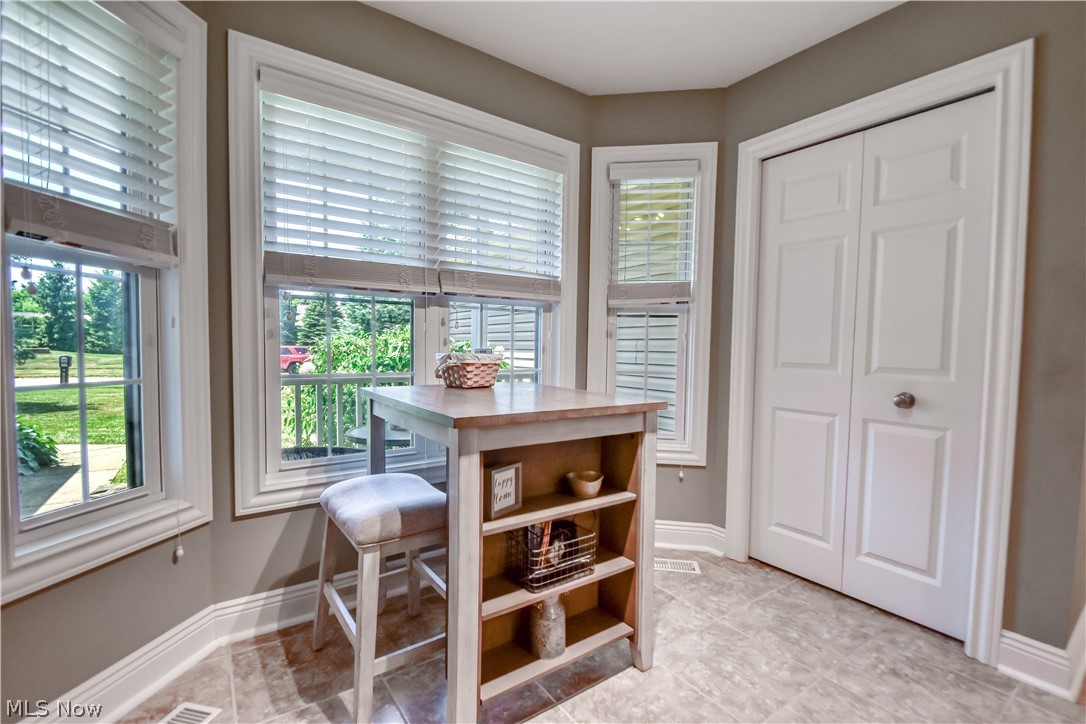 128 Stacey Court Madison OH 44057