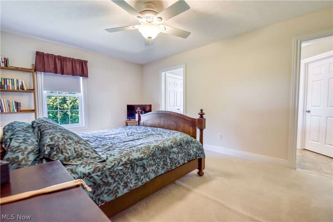 128 Stacey Court Madison OH 44057
