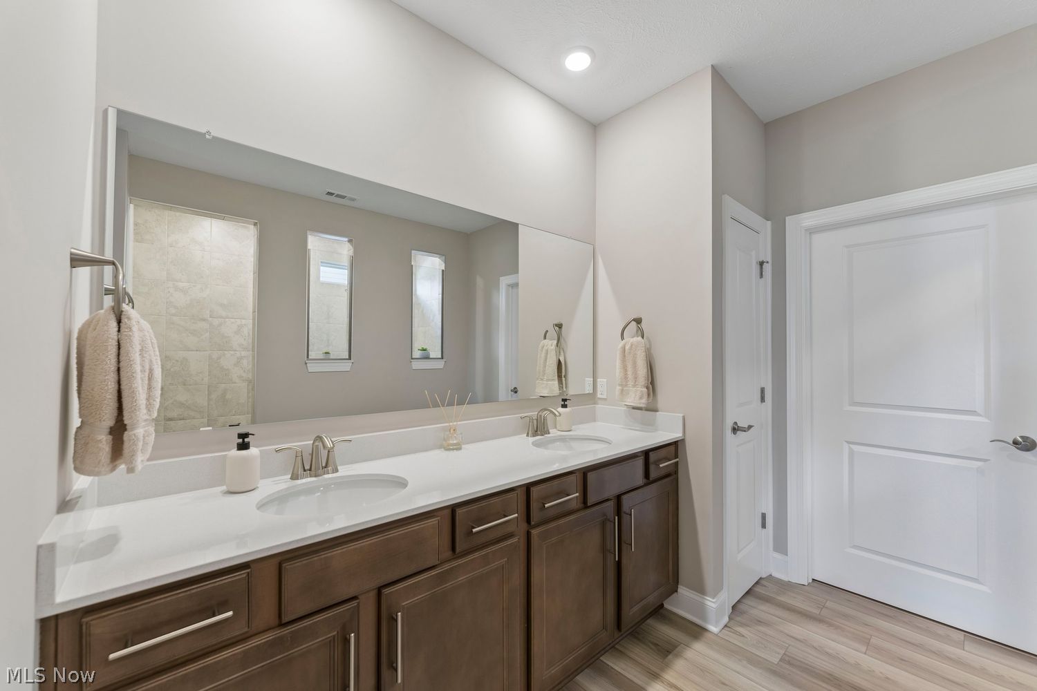 432 Clipper Court Avon Lake OH 44012